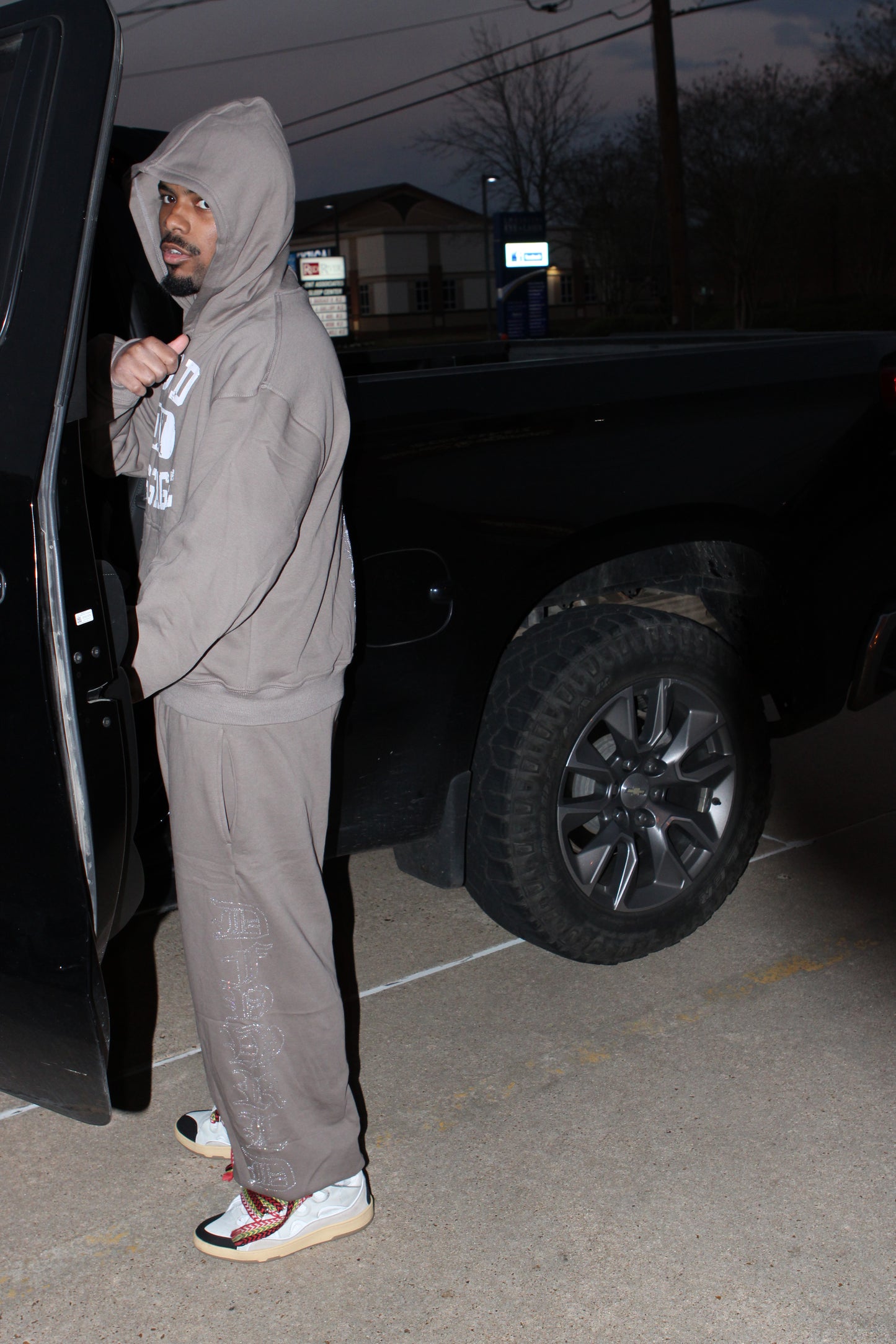 Essential Good Baggage Track Suits